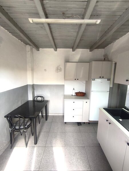 Calugareni casa de inchiriat, 1600 mp teren