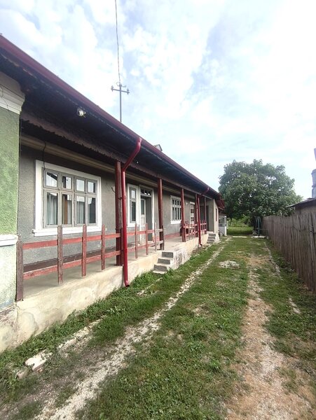 Calugareni casa de inchiriat, 1600 mp teren